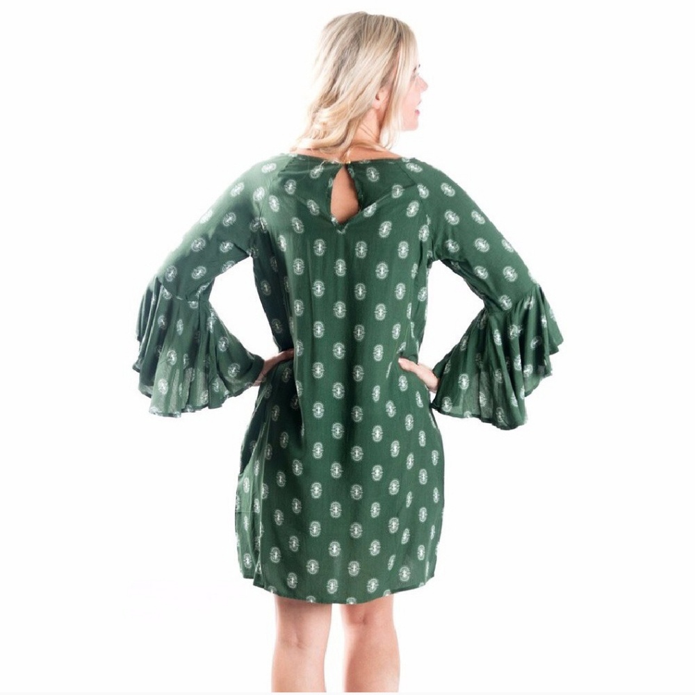 Super cute dress w/pockets size Small - Picture 5 of 6
